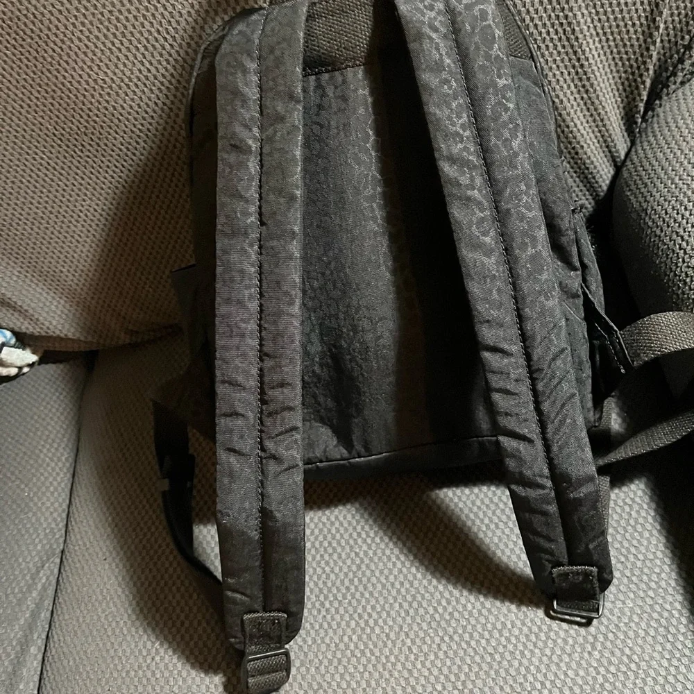 Kipling backpack - Picture 2 of 2